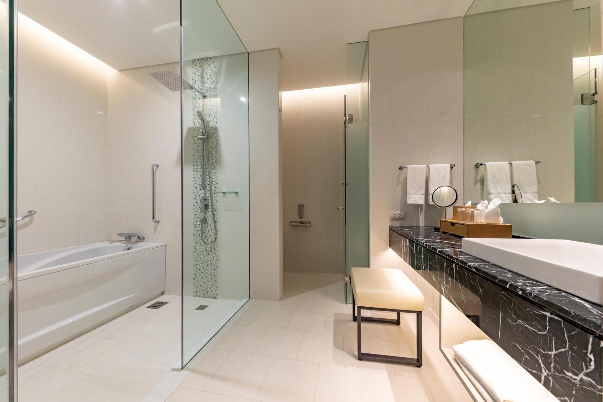 Solaria Nishitetsu Hotel Bangkok Buitenkant foto